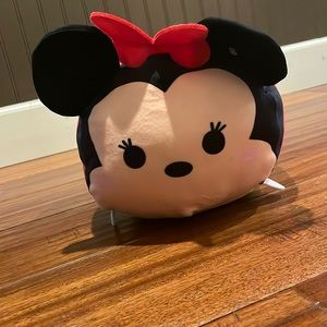 Minnie Mouse Tsum Tsum